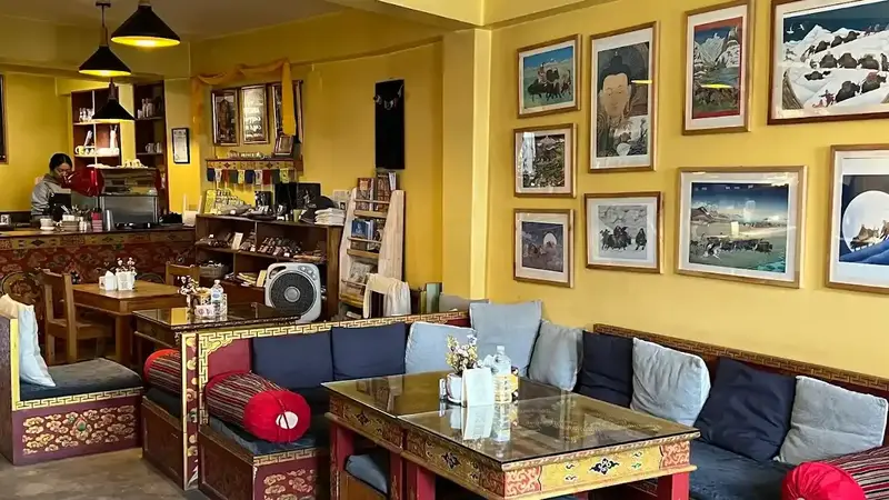 Cafe Caravan
