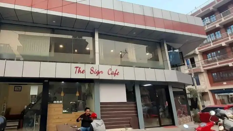 The Sign Cafe