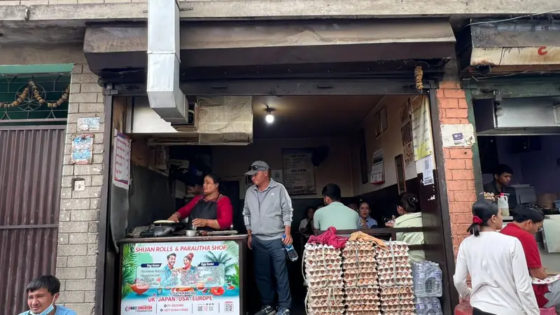 Shijan Rolls And Parautha Shop (Didi ko Roll)